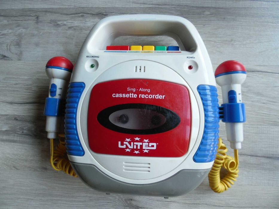 Gravador de Cassetes Vintage com 2 Microfones