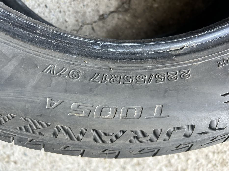 Opony letnie 225/55R17 x 2 szt Bridgestone