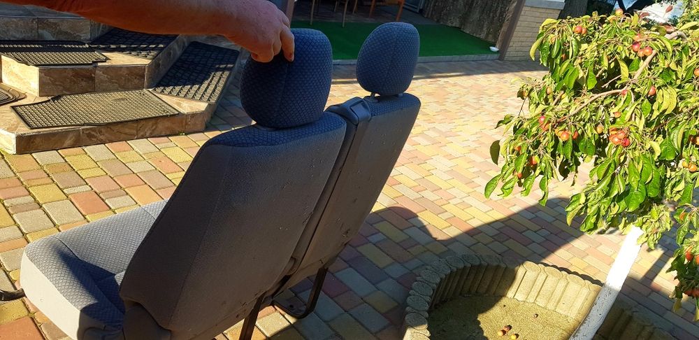 Двойное сиденье на микроавтобус или автобус