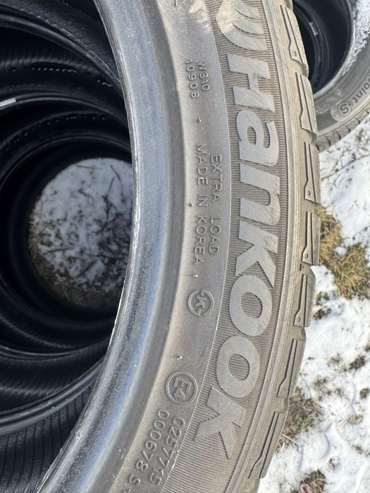 комплект зимней резины 255\40\19 Hankook winter