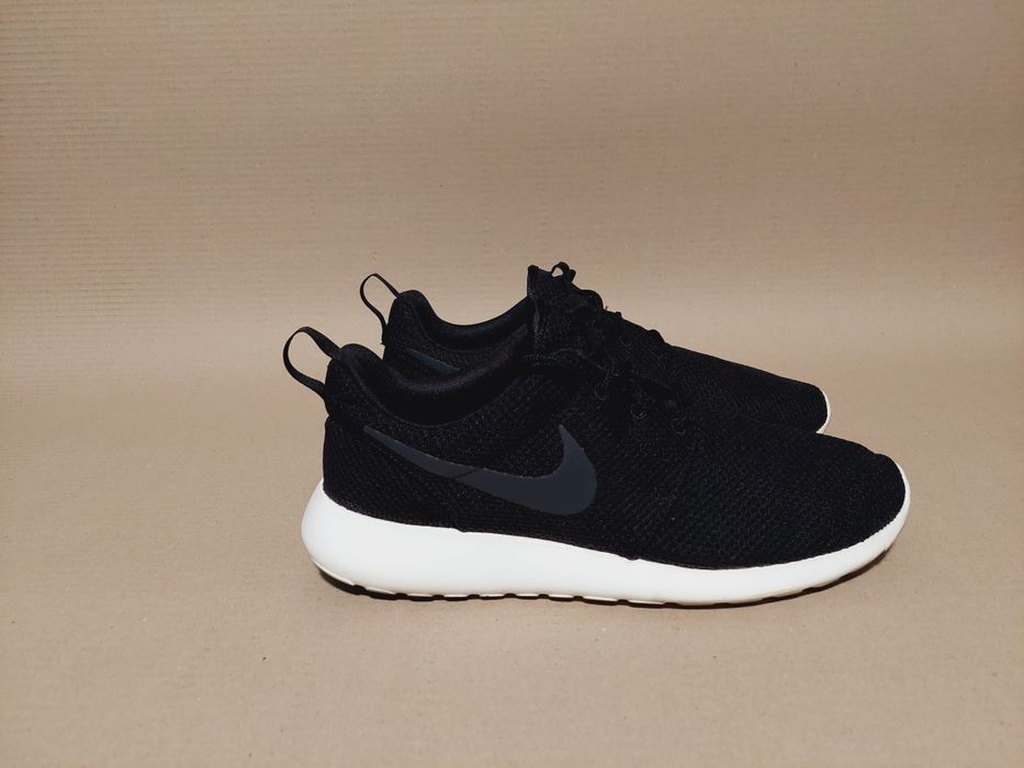 Nike Roshe Run Black