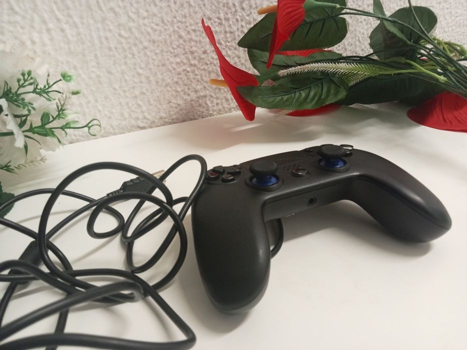 Comando com fio para jogar