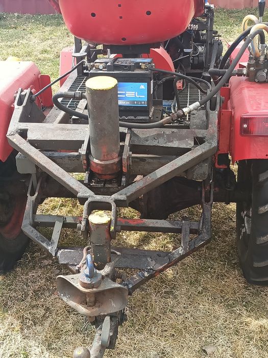 Traktorek ogrodniczy