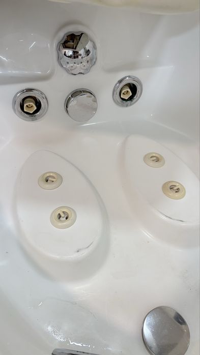 Cadeirão pedicure com hidromassagem