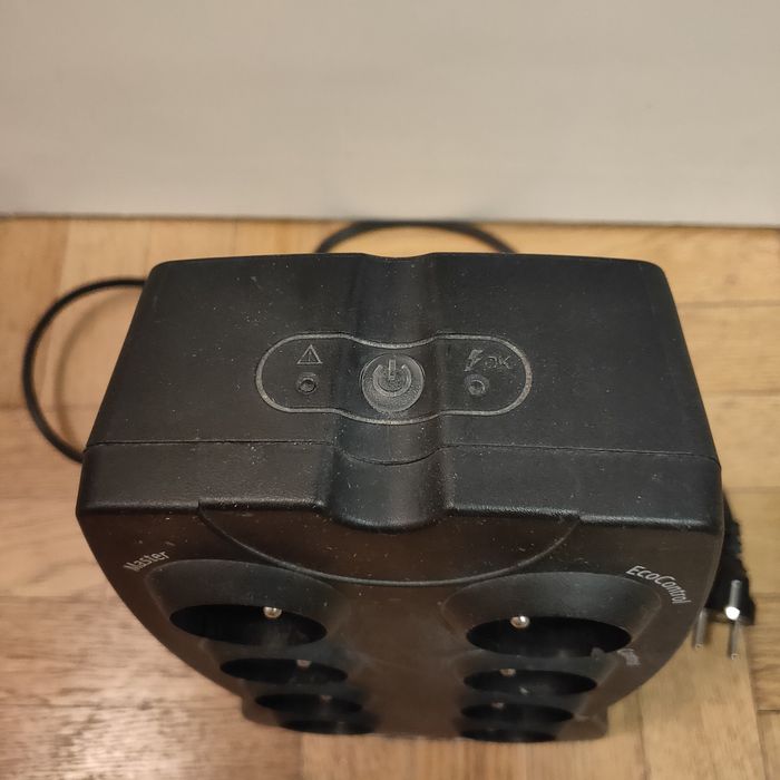 Zasilacz UPS Eaton Protection Station 800