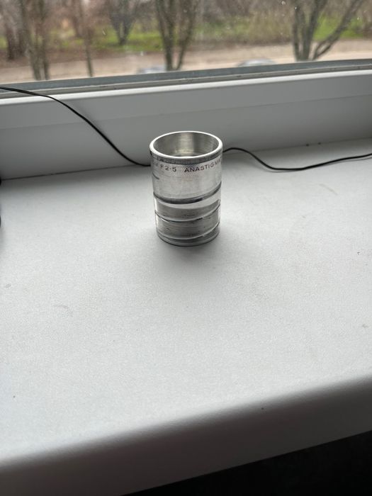 Винтажний об’єктив Aldis 85 мм F2.5