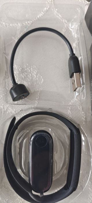 4  smartwatche  w pełni sprawne