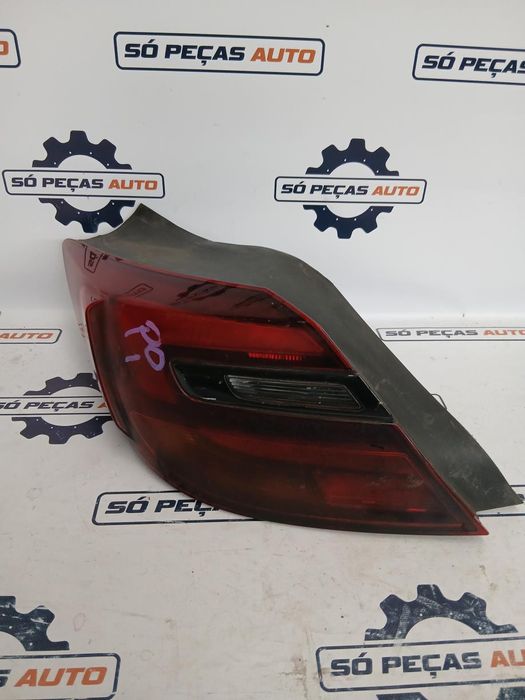 FAROLIM ESQUERDO PRETA OPEL INSIGNIA 1.6CDTI ANO: 2015