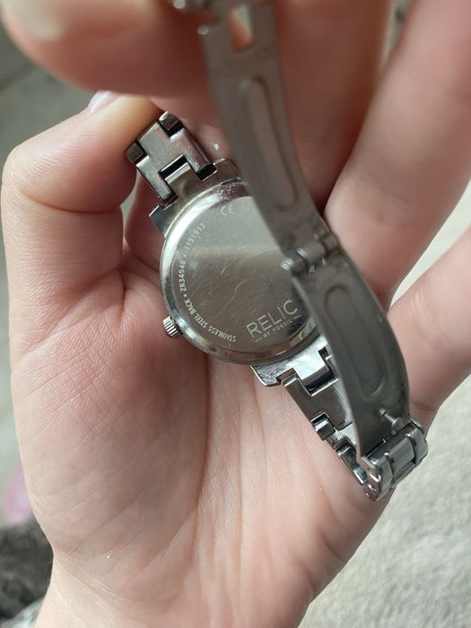 Годинник жіночий relic by fossil срібний серебристый часы наручные