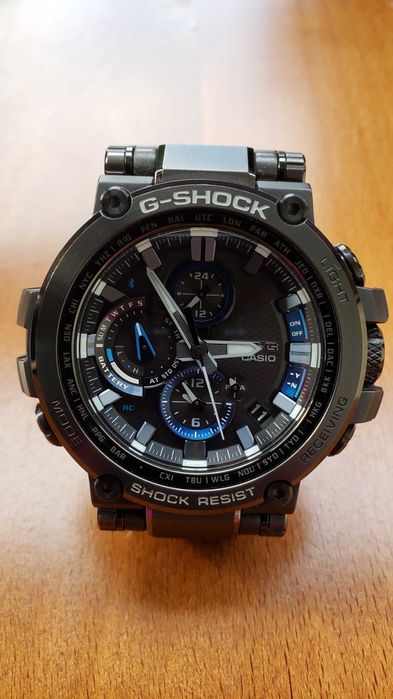 Чоловічий годинник Casio MTG-B1000BD-1AER.