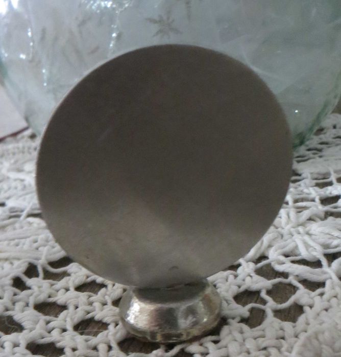 Lote 2 Expositores - 1 Padre Américo e 1 Beata Alexandrina, em metal