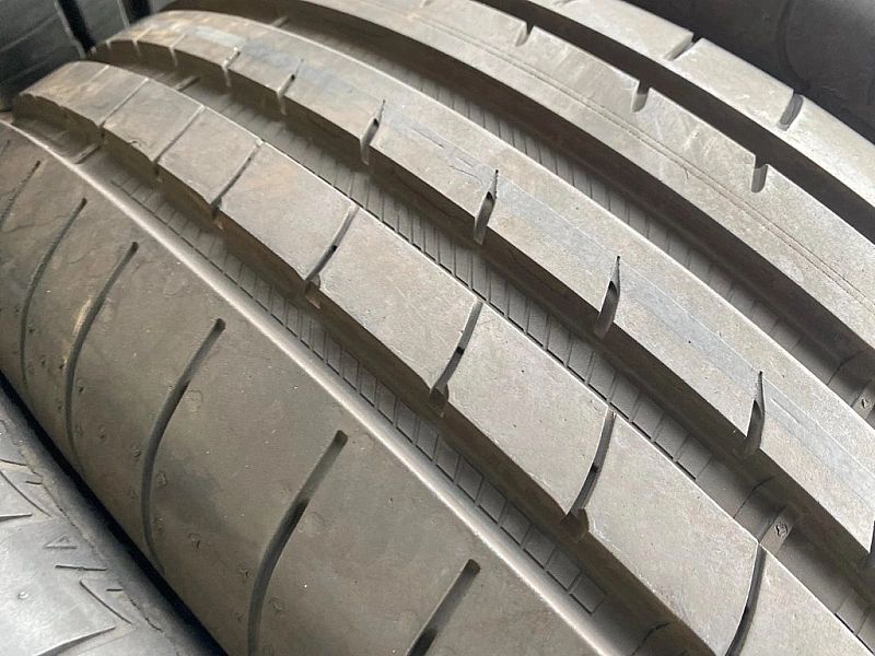 225/45/19 Goodyear Eagle F1_6,2mm_2szt_(325)