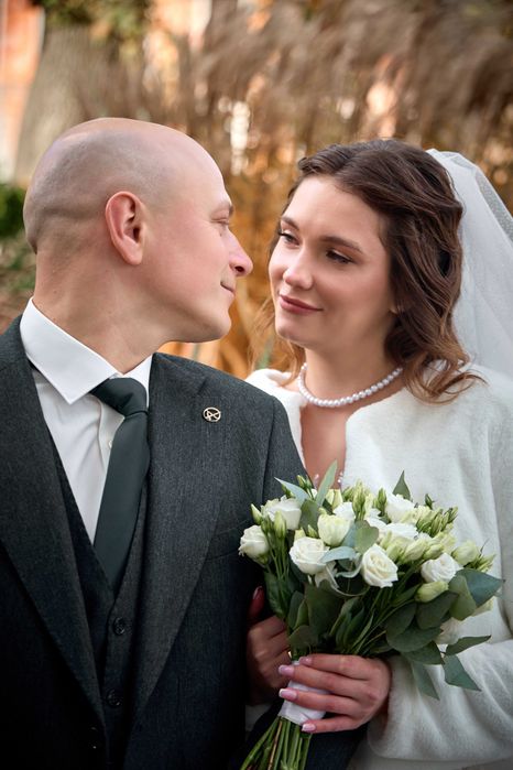 Весільний фотограф та відеограф. Виїжджаю по області.