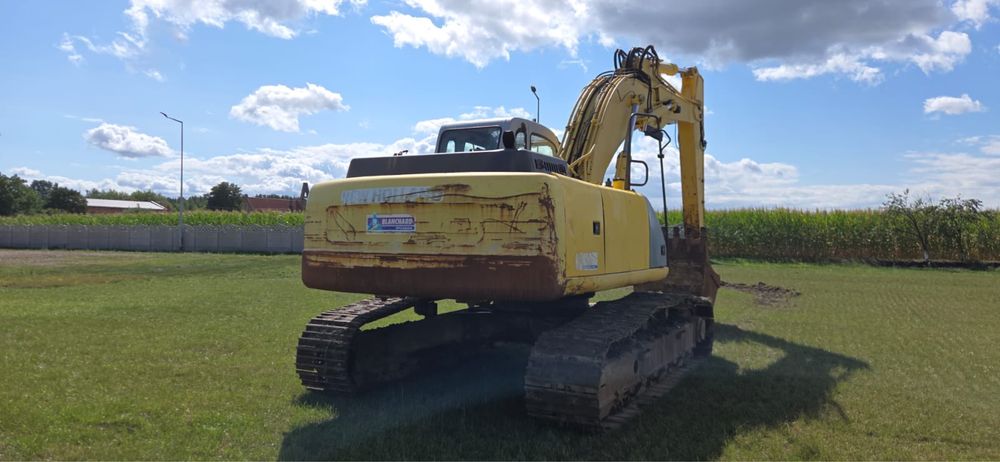 Koparka gąsienicowa KOBELCO New Holland E215