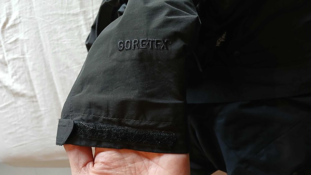 GORE-TEX The North Face Rozmiar L/XL PACLITE (lekki) Czarny Kurtka