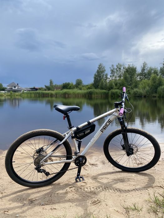 Pride marvel 7.3 , sram level  , rock shox judy