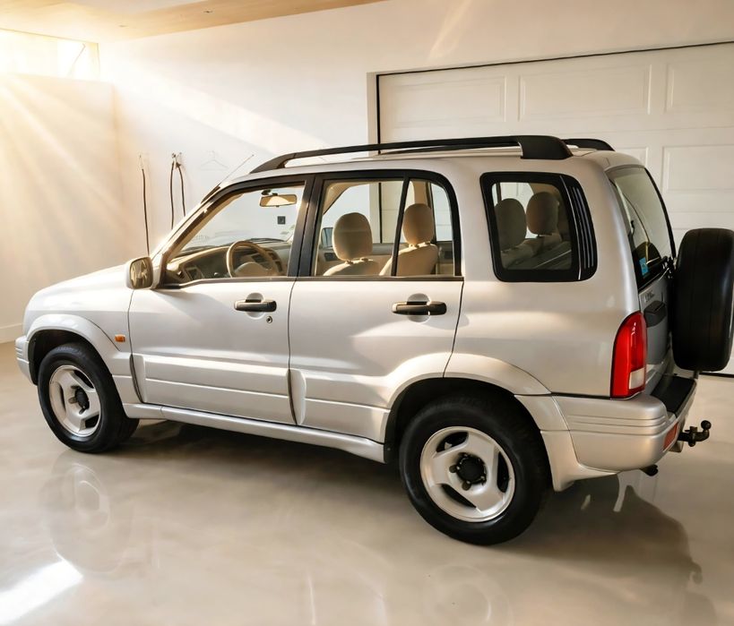 ÚNICO DONO DESDE NOVO, Suzuki grand vitara 2.0 D A/C  ano 2000 como novo  possivel retoma para facilitar o negócio
