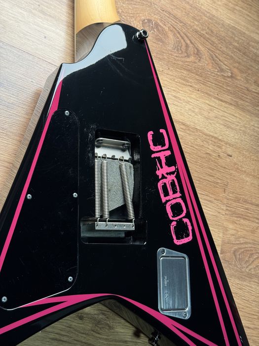ESP Edwards AL-166 Pink Sawtooth