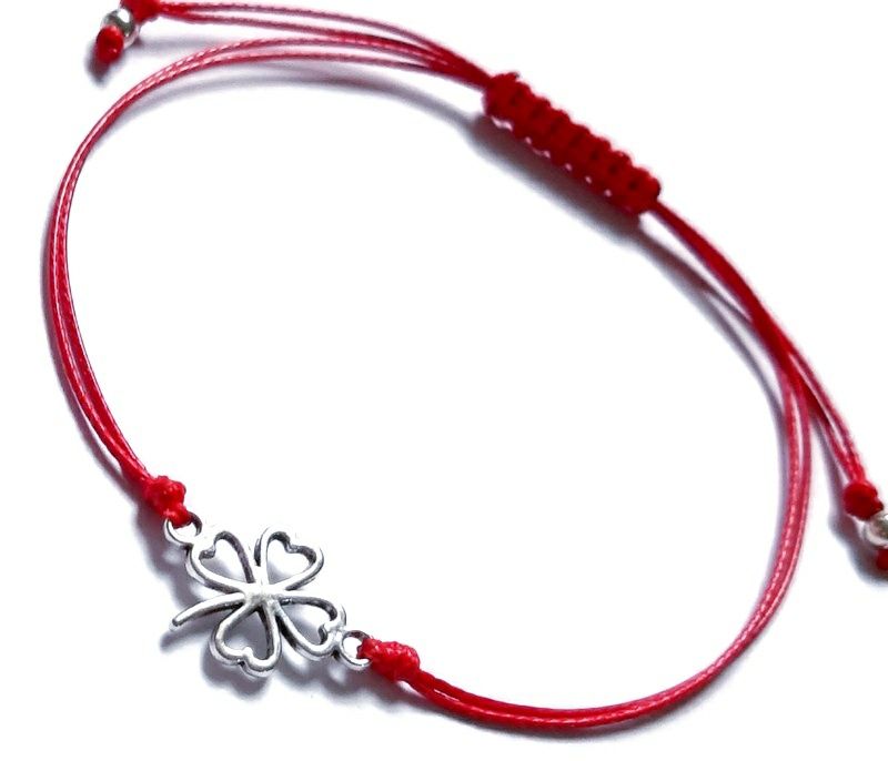 Bransoletka czerwona na szczęście z koniczynką prezent woreczek