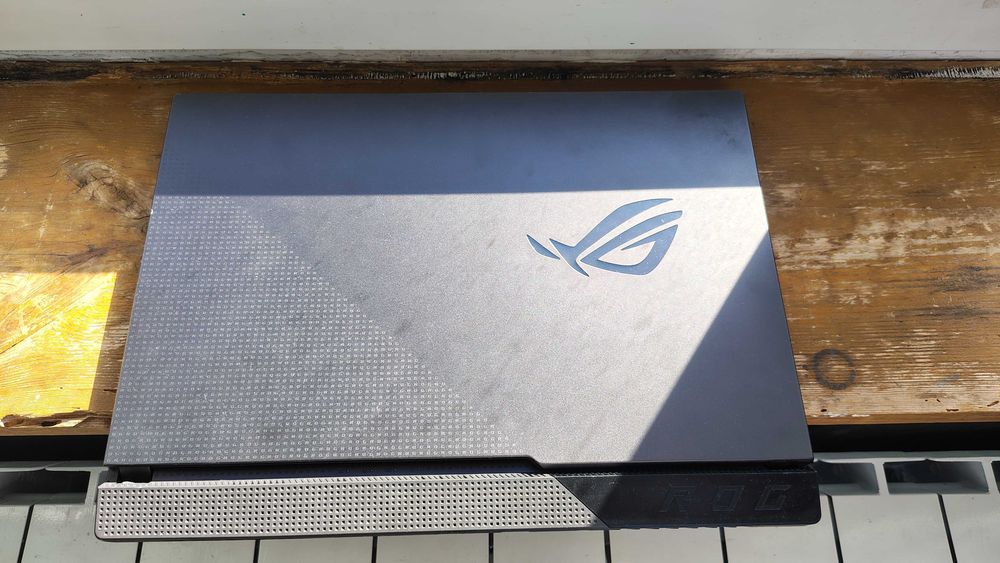 Laptop ASUS ROG Strix G15 G513QR-HF012T RTX 3070 1Tb Win 11 32Gb DDR4