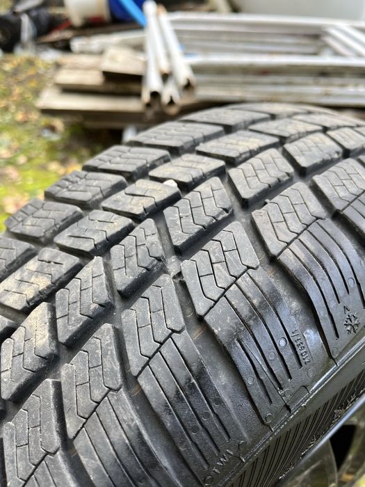 Felgi stalowe +opony zimowe Barum Polaris3+kołpaki seat