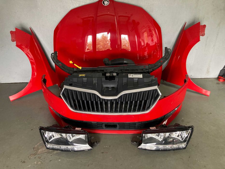 SKODA FABIA капот шкода фабія  разбор запчастина деталь запчасть