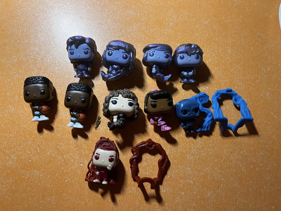 stranger things фігурки є ще також майк