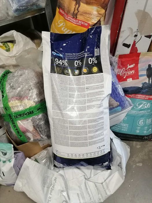 продам корм для кошек по акции