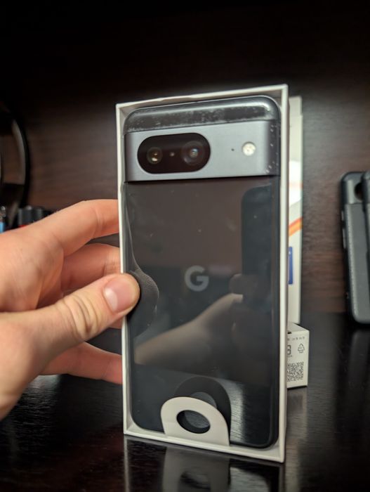 Neverlock 256gb Google pixel 8 + Spigen повний комплект