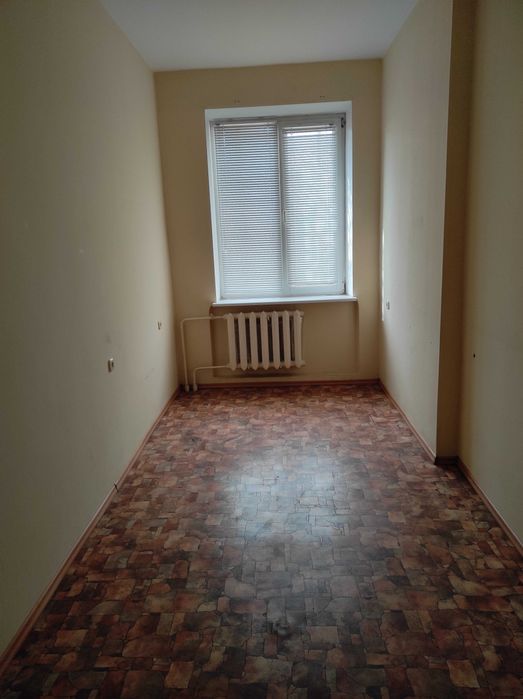 Продаж - обмін приміщення комерційного призначення в центрі м.Миргород