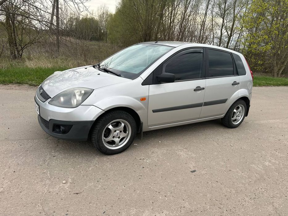 Продам Ford fiesta