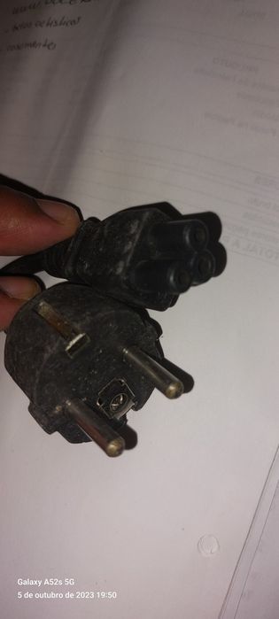 Cabos de alimentação Pc e transformador   funcionar  Entrego Alfragide