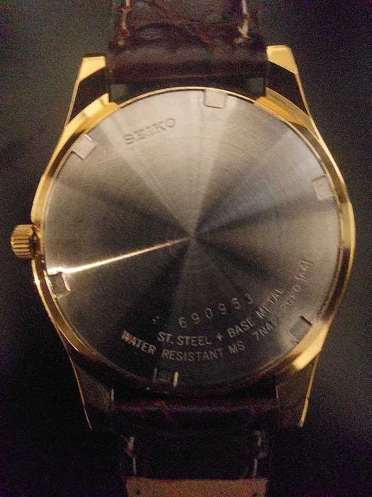 Relógio SEIKO movimento quartz