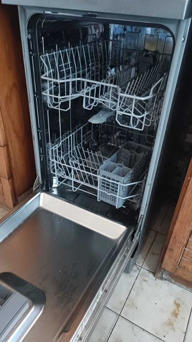 Máquina de Lavar Loiça 10 Sets (Inox) - BEKO
