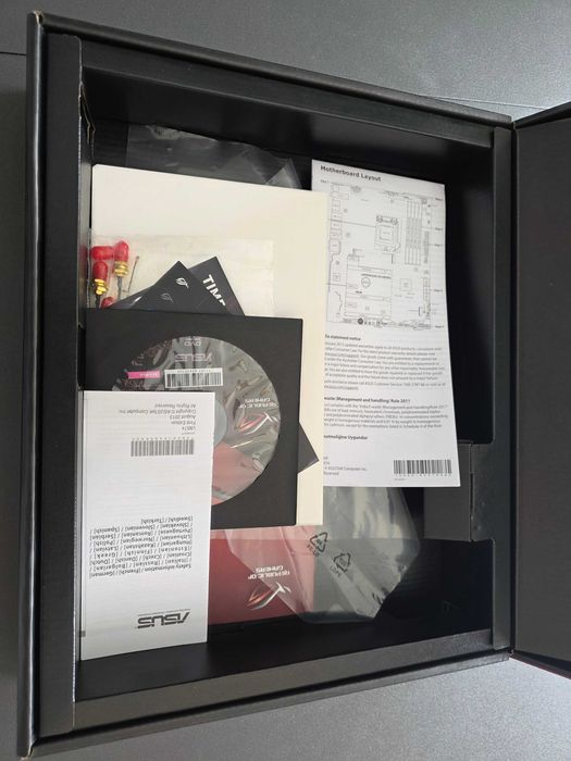 Asus Maximus IX Hero, Intel i7-7700K + Kraken x62