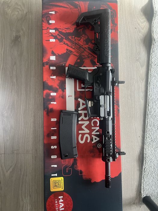 Riffle Airsoft com documentos