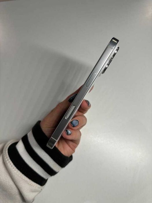 HIT! iPhone 16 Pro 256 GB White Titanium | 100% kondycji baterii | 24 miesiące gwarancji