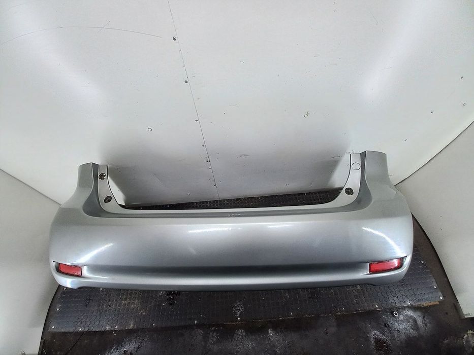 ZDERZAK TYŁ TOYOTA AVENSIS III T27 1G6 KOMBI