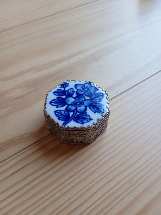 Pequeno Guarda jóias