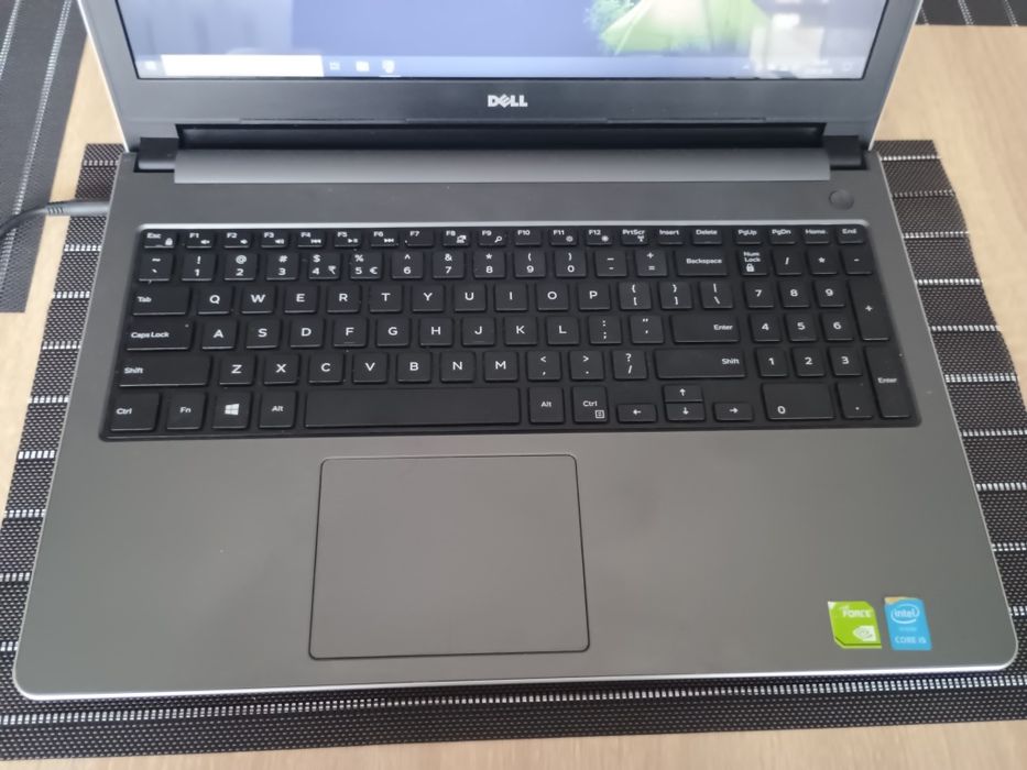 Laptopa Dell Inspiron 5558  i5-5200u 1TB dysk GeForce 2 GB RAM8 GB