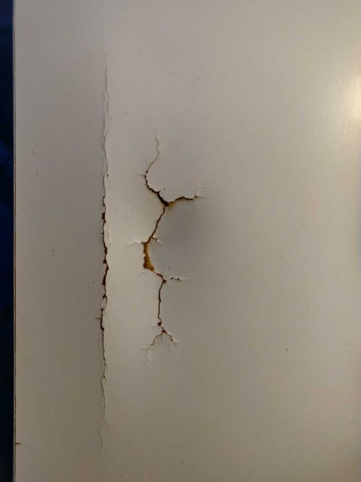 Secretária IKEA Modelo MALM Cor BRANCO Material CORTIÇA