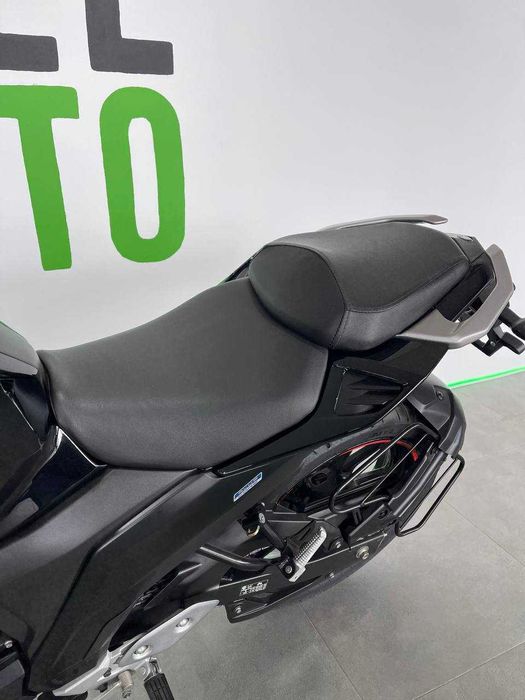 Мотоцикл Yamaha FZ25