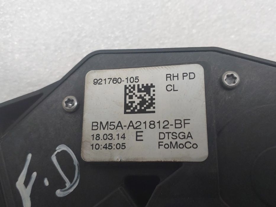 Fechadura / fecho porta frente direito FORD Focus III