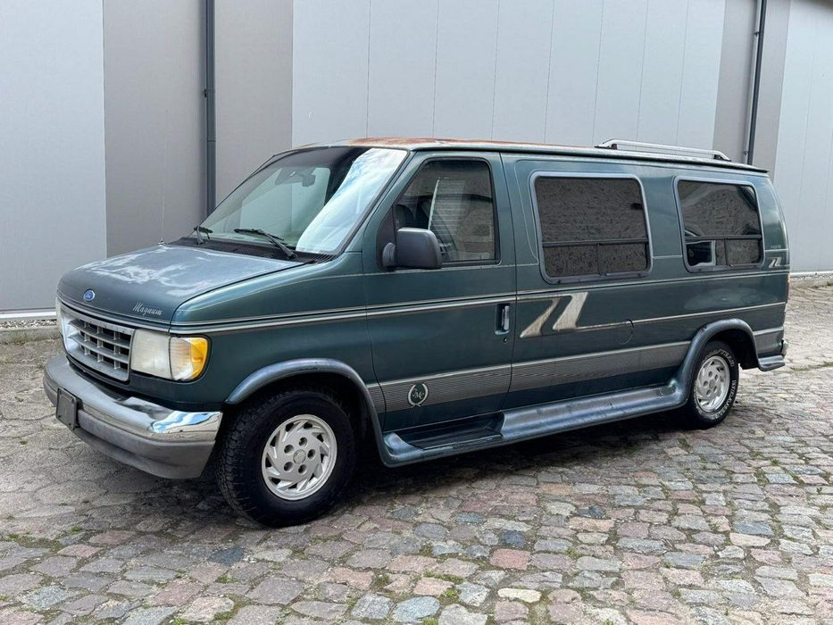 Ford Econoline 5.8 v8 200km Automat Salonka Hak Klima LUXURYCLASSIC
