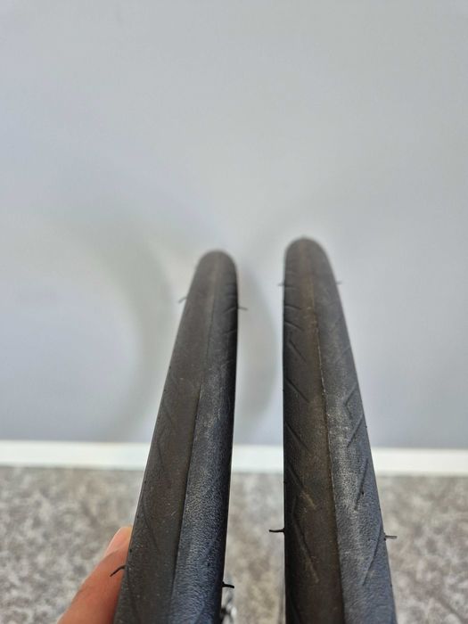 DT Swiss P1800 Disc + Discos RT-CL800 + Pirelli P Zero [NOVAS]