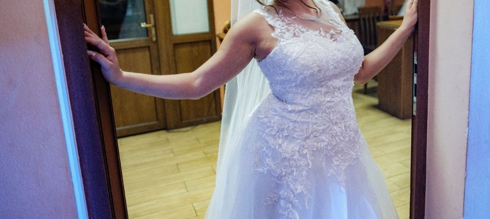 Suknia Ślubna  damska