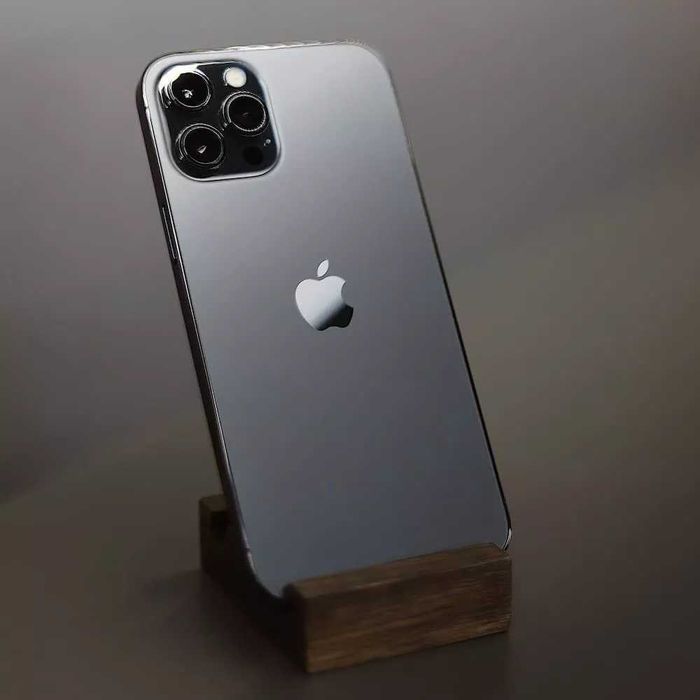 Вживаний iPhone 12 Pro 128Gb Graphite (РОЗСТРОЧКА 0%) ЯБКО ТРЦ Караван