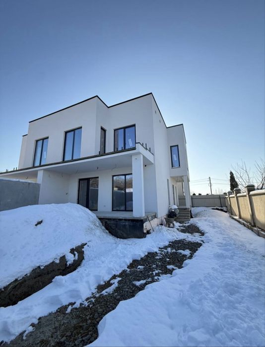 Продам 2поверховий дуплекс, Червениця