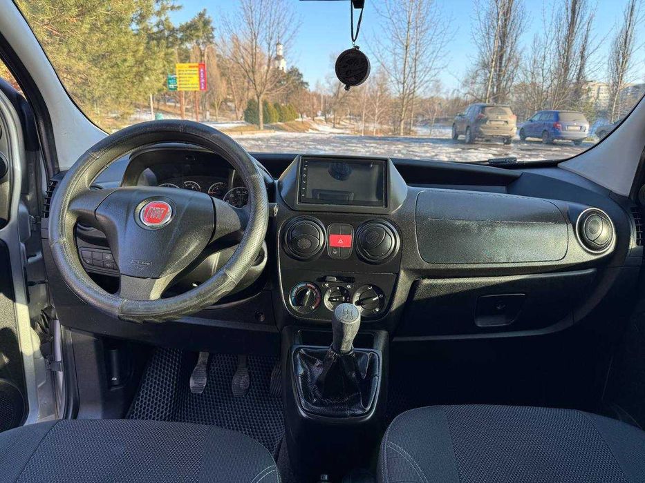 Оригінальний пасажир, сімейне авто фіат Fiat Qubo