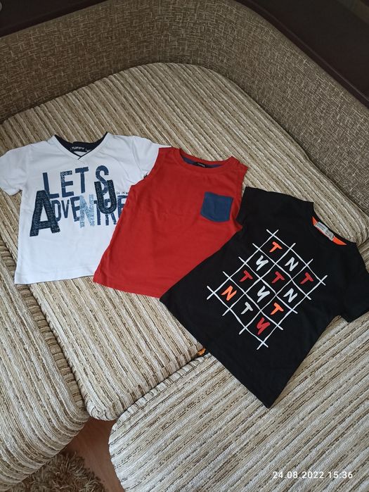 Набір футболок для хлопчика 1-2роки.Сорочка в подарунок.